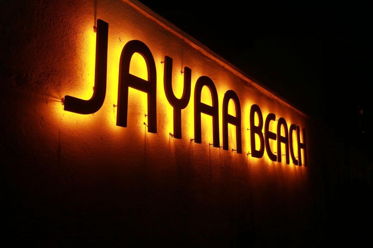 Jayaa Beach Talpe Bagian luar foto