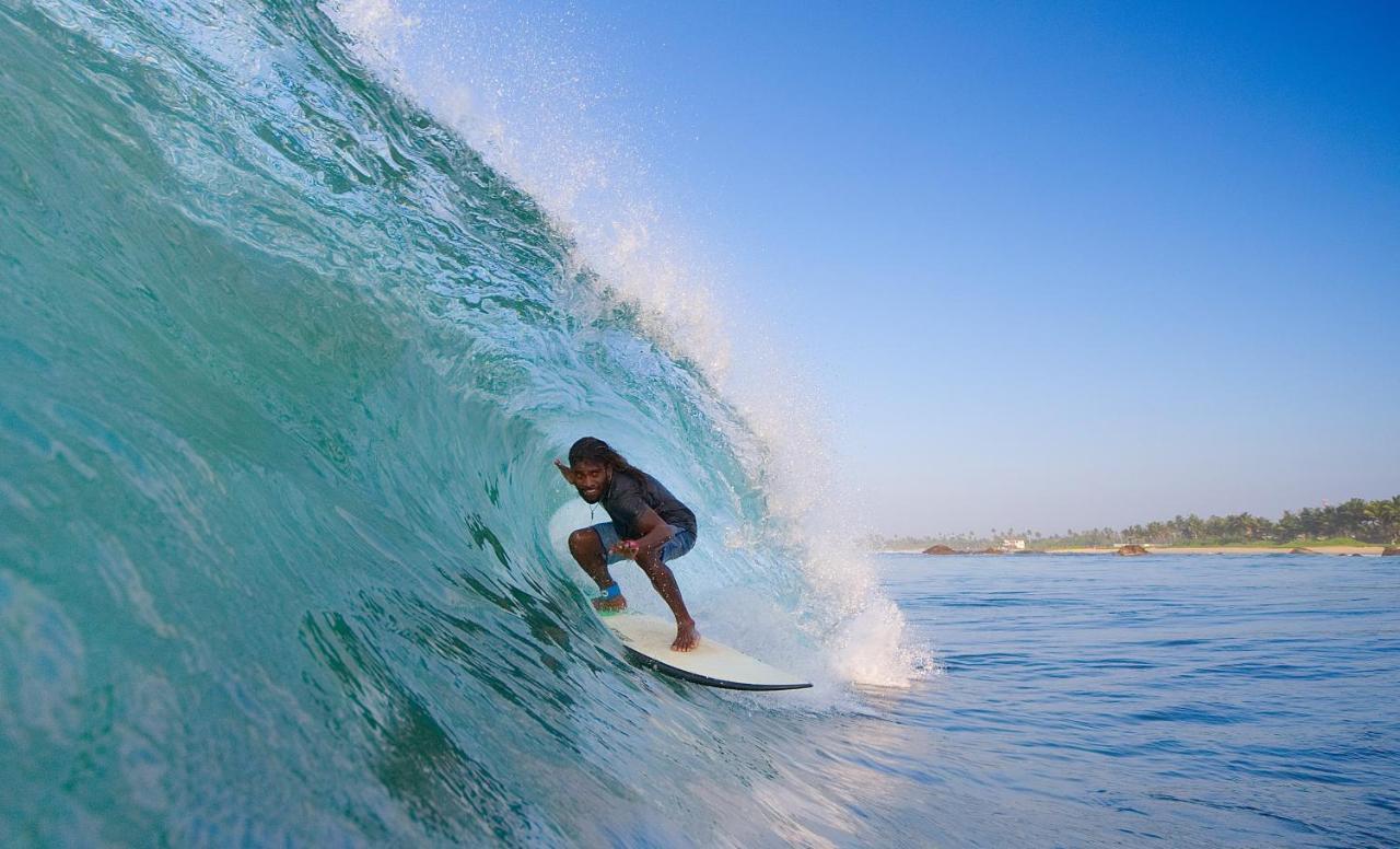 Jayaa Beach Talpe Bagian luar foto